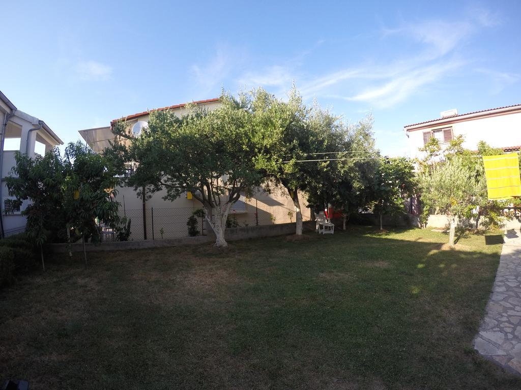Apartman Veronika Vrsi Εξωτερικό φωτογραφία
