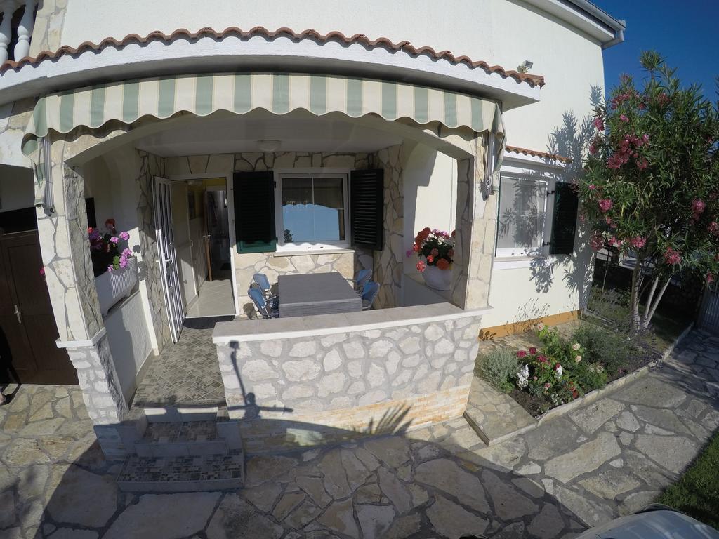 Apartman Veronika Vrsi Εξωτερικό φωτογραφία