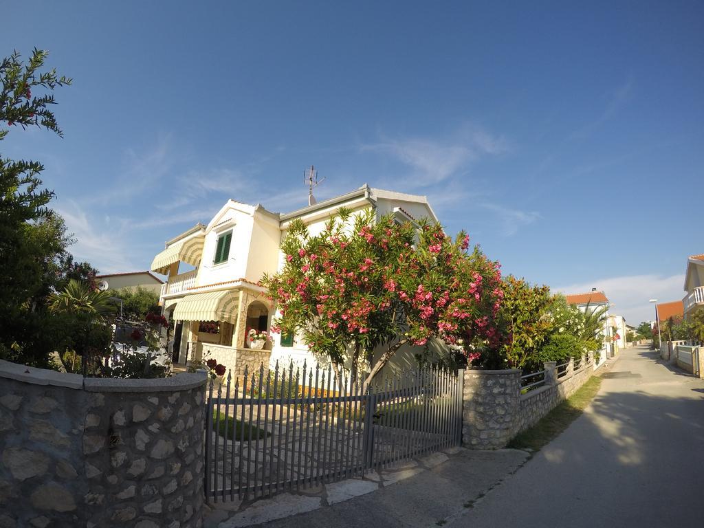 Apartman Veronika Vrsi Εξωτερικό φωτογραφία