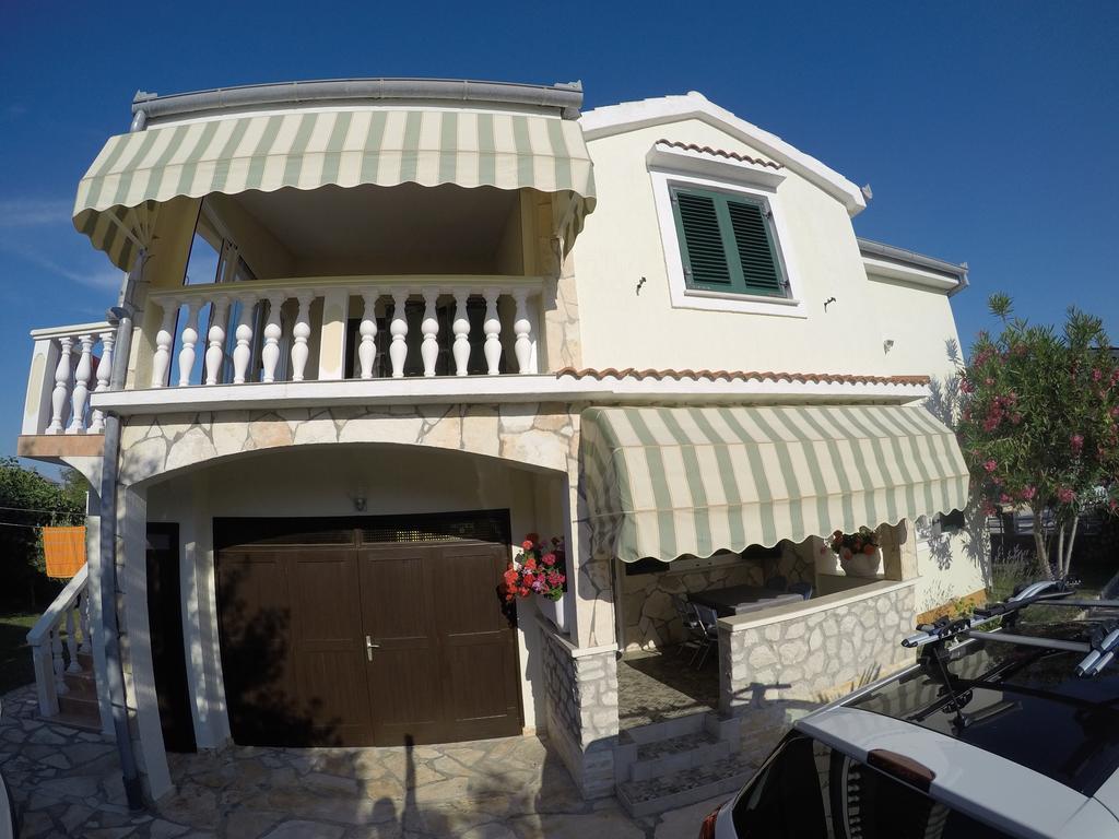 Apartman Veronika Vrsi Εξωτερικό φωτογραφία